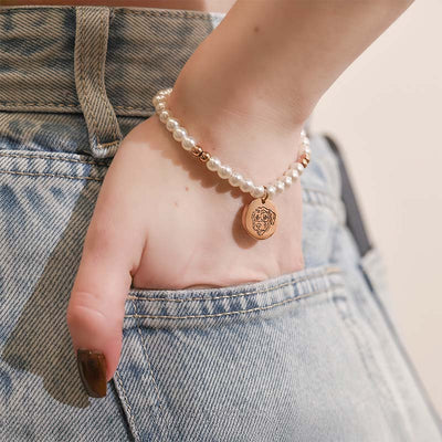 Pearl bracelet