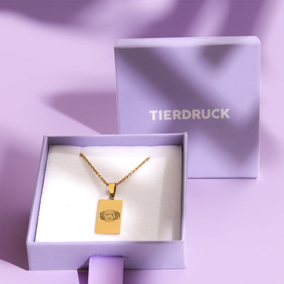 Necklace with pendant