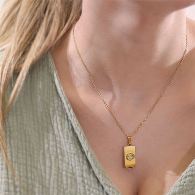 Necklace with pendant